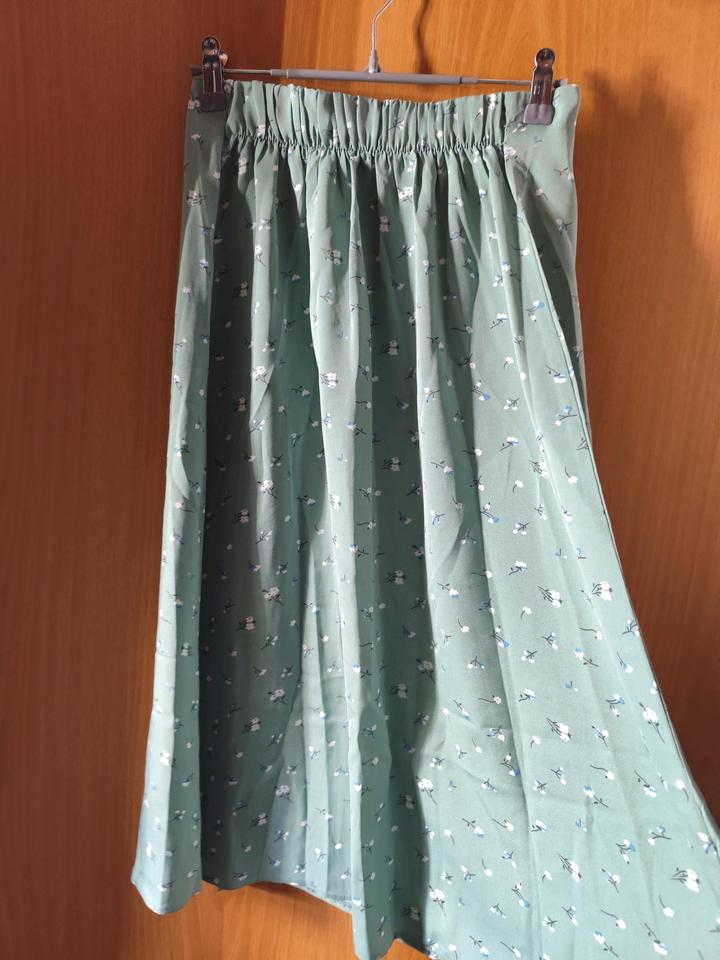 Юбка.Миди.Зеленая.