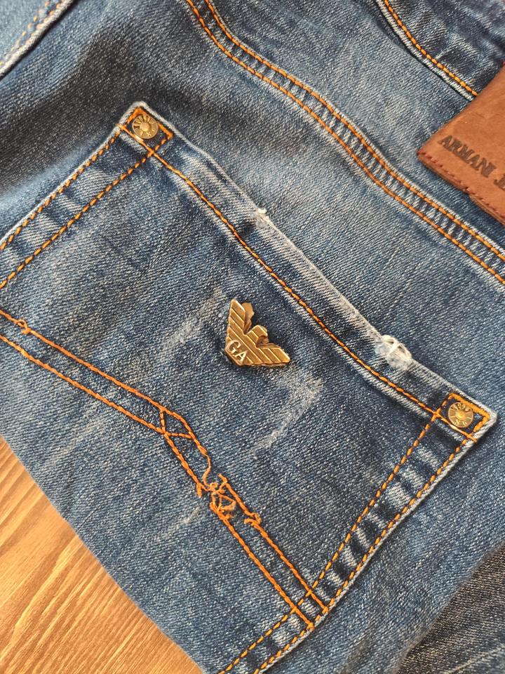 Джинсы.Армани.