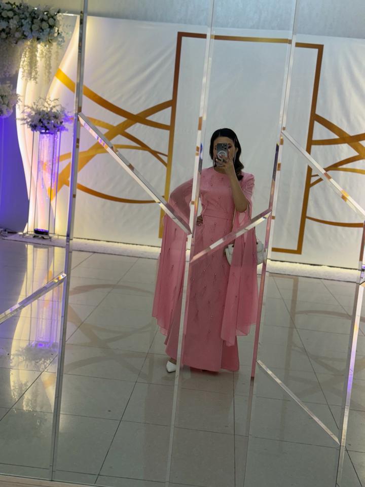 Розовое платье 🌸Лёгкое, нежное и очень элегантное — создаёт красивый образ!