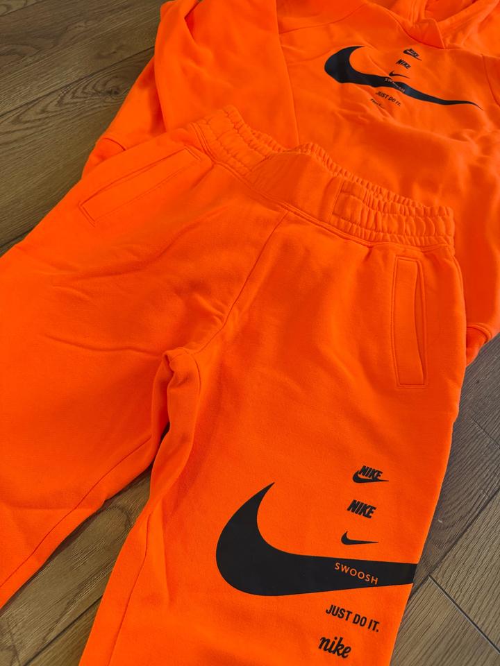 Костюм спортивный Adidas