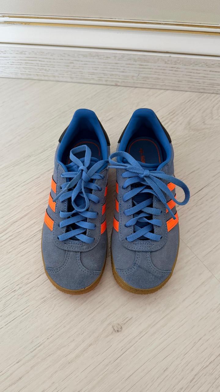 Продам adidas gazelle