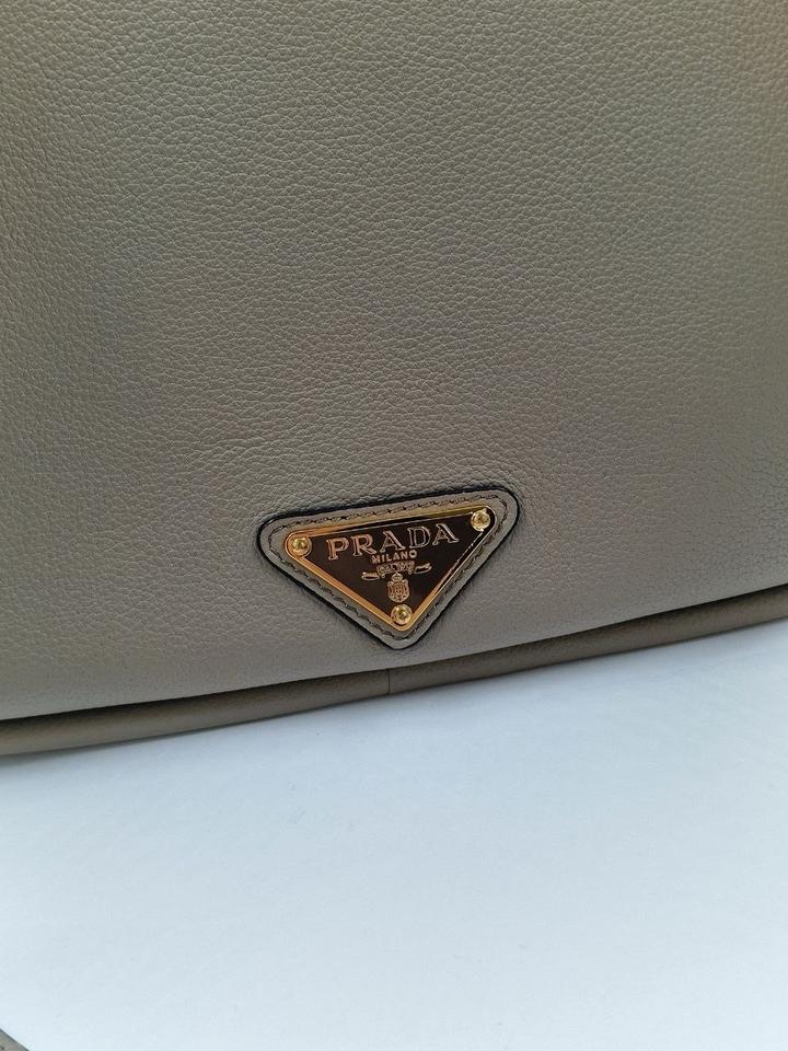 Сумка Prada