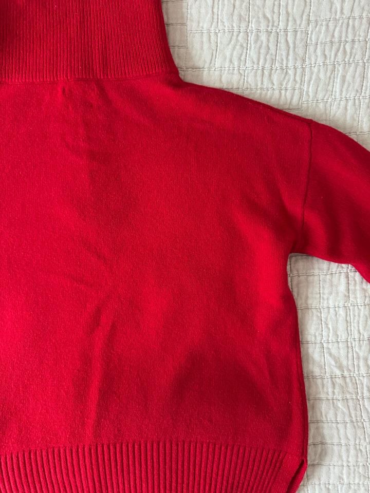 Красный свитер Massimo Dutti