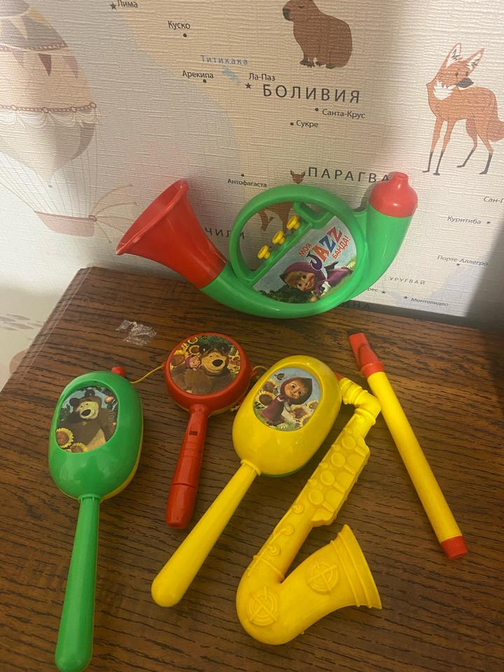 Игрушки музыкальные инструменты