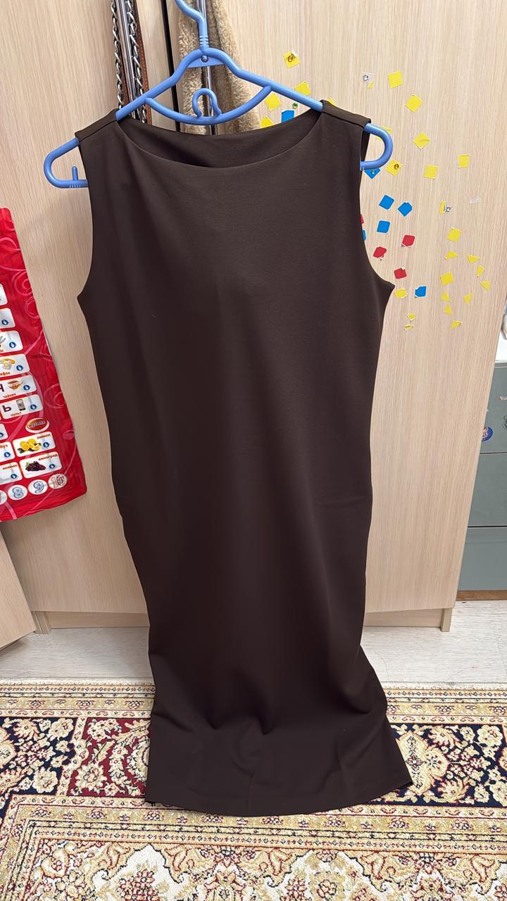 Платье Бренда Юникло