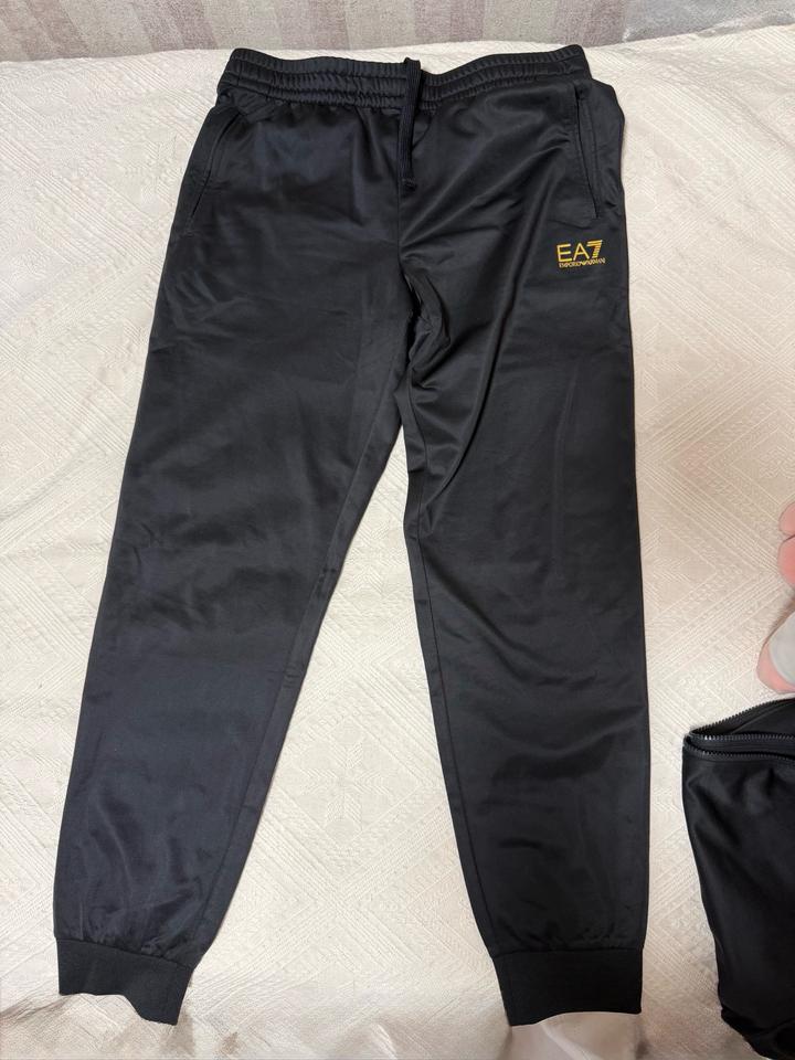 мужской костюм Emporio Armani