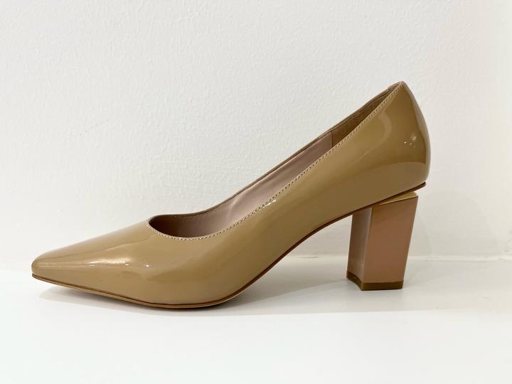 Лакированные туфли от TJ collection