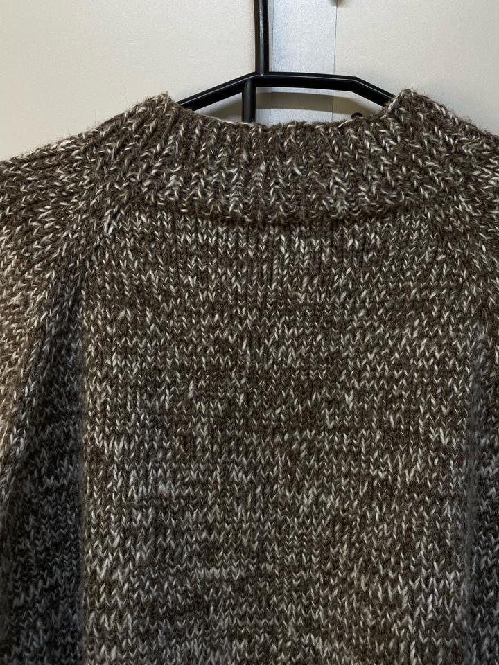 Вязаный свитер ручной работы оверсайз