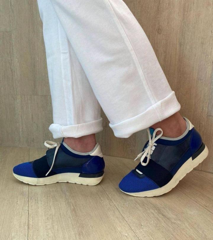 Balenciaga оригинал Размер: 37 Стильные и редкие кроссовки в насыщенном синем