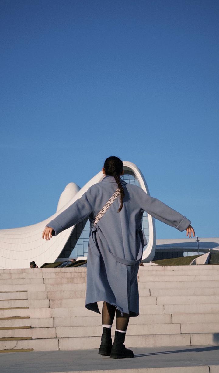 Голубое пальто