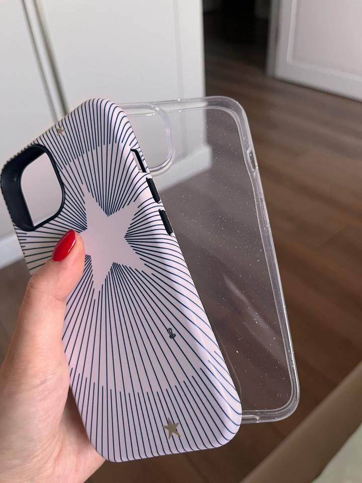 Чехлы на iPhone13