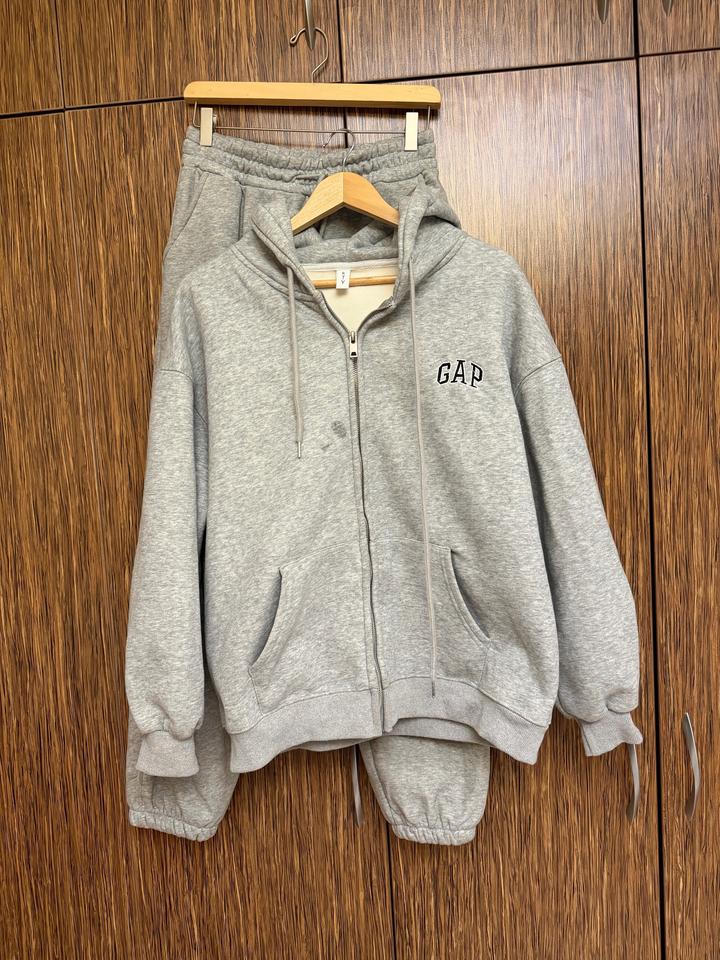 Спортивная двойка GAP