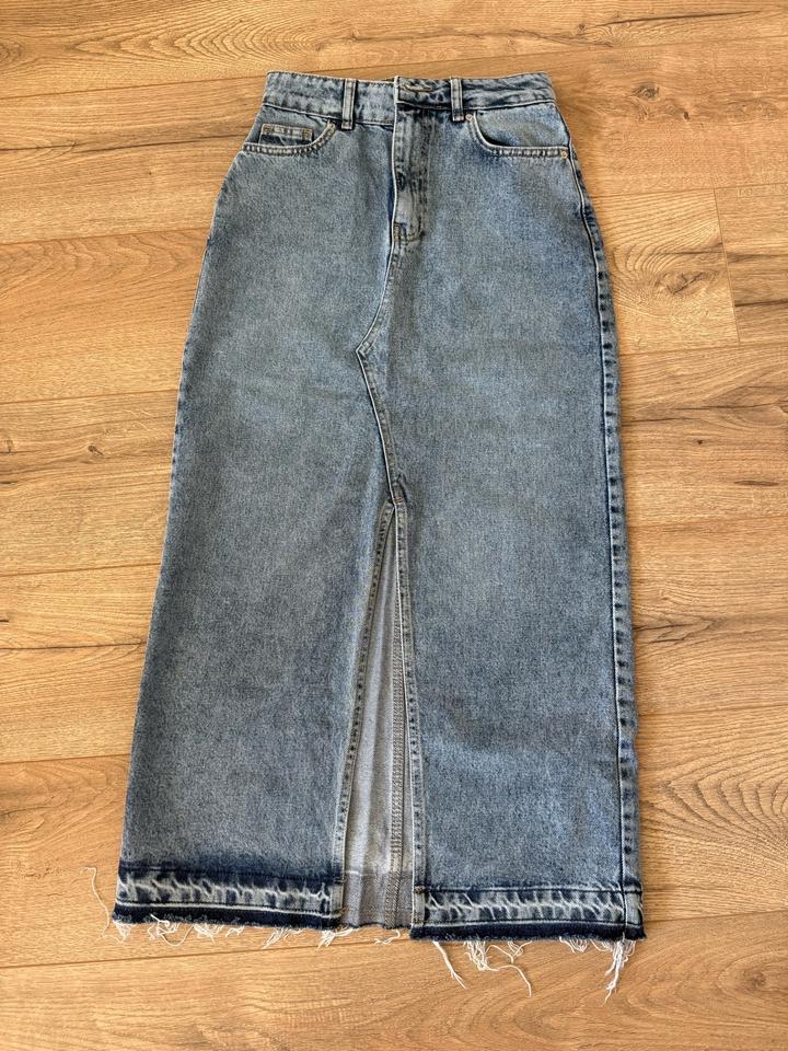 Джинсовая юбка