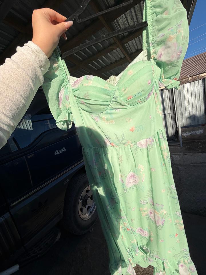 Продам платье