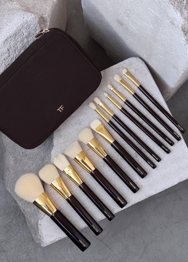 Косметичка и кисти Tom Ford