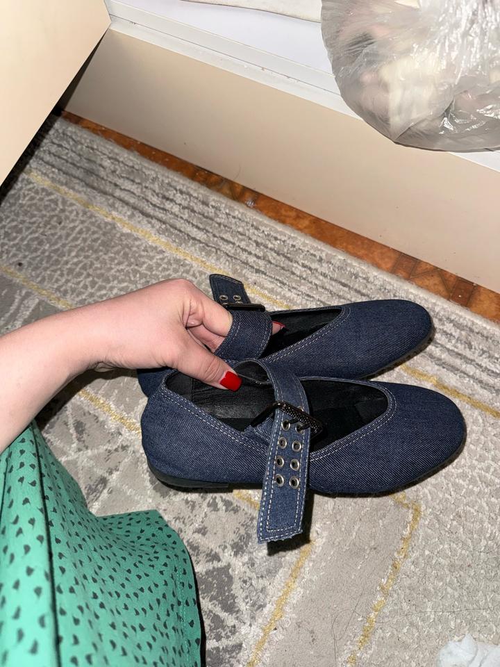 Трендовые балетки Zara