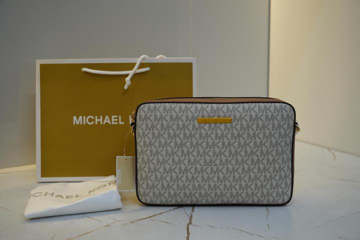 Сумки Michael Kors
