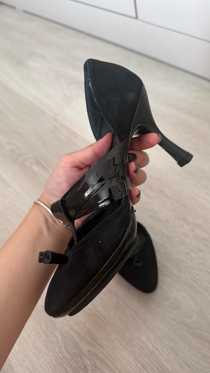 Черные туфли Bally