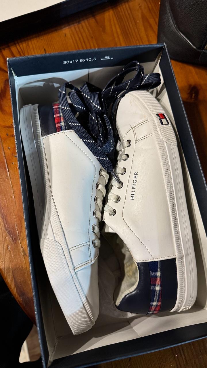 Продам оригинальные кеды Tommy Hilfiger. Классическая белая модель🩵🤍