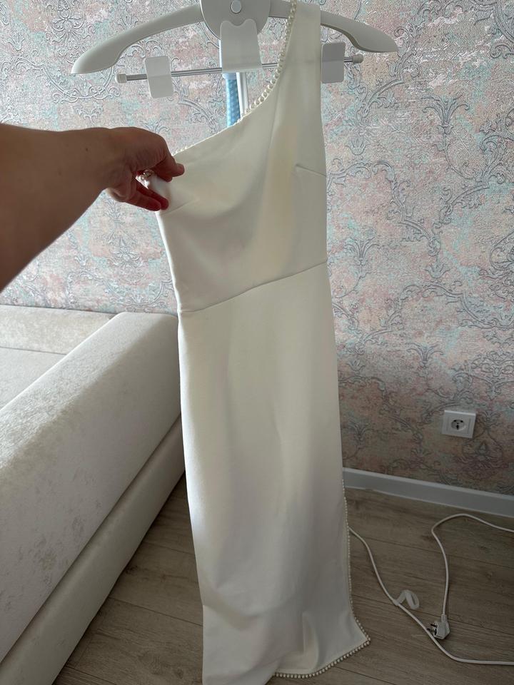 Белое платье от Lichi