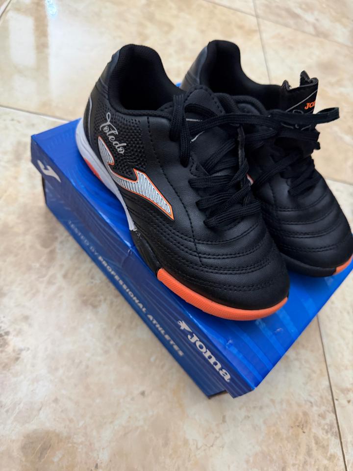 Сороконожка Joma