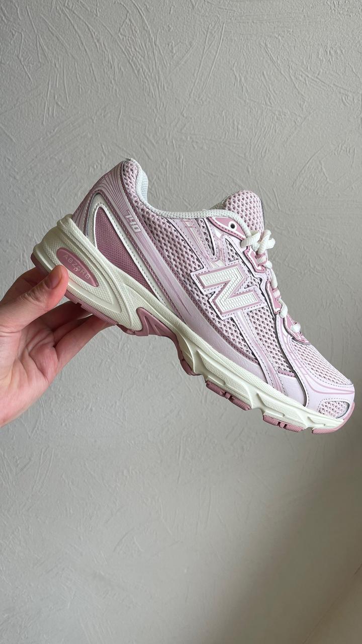 Кроссовки NB