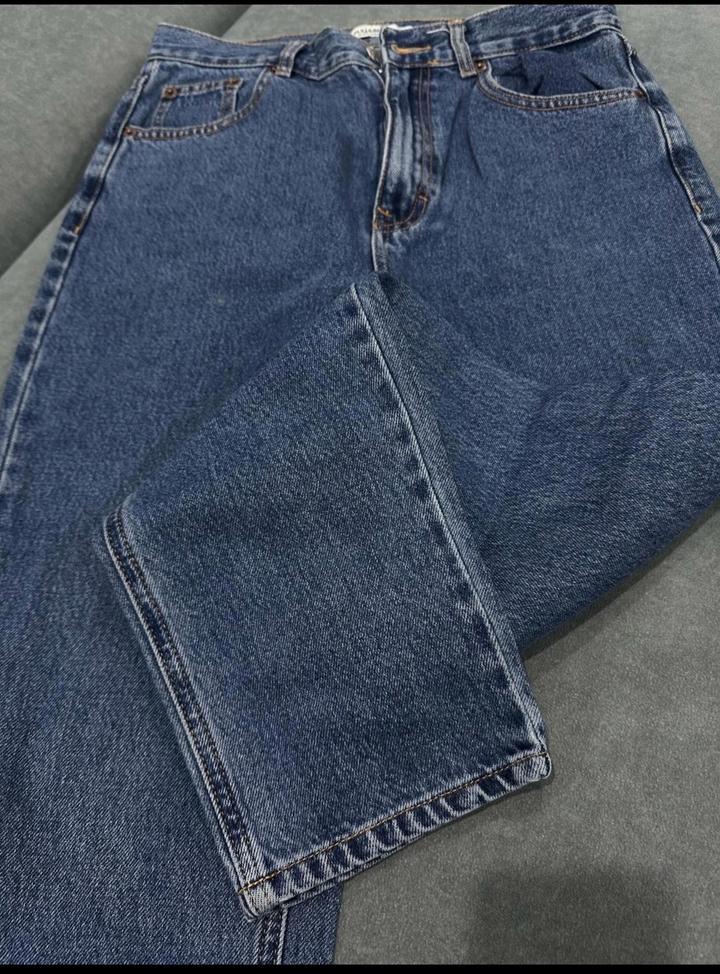 Джинсы MOMs Pull&Bear