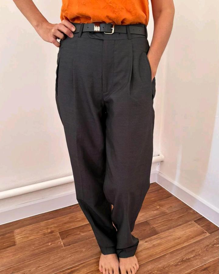 Классические брендовые брюки с защипами