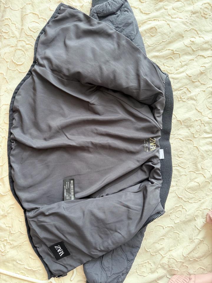 Черная куртка Зара, размер 86(1-1,5)