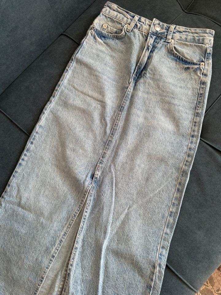 Джинсовая юбка bershka