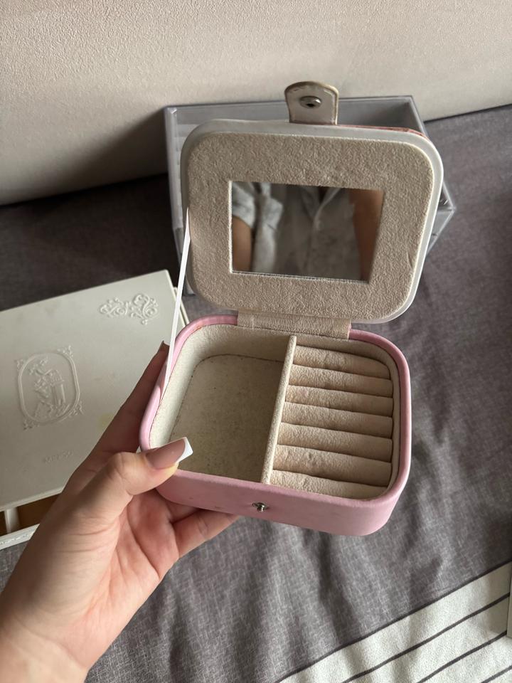 Органайзер для украшений