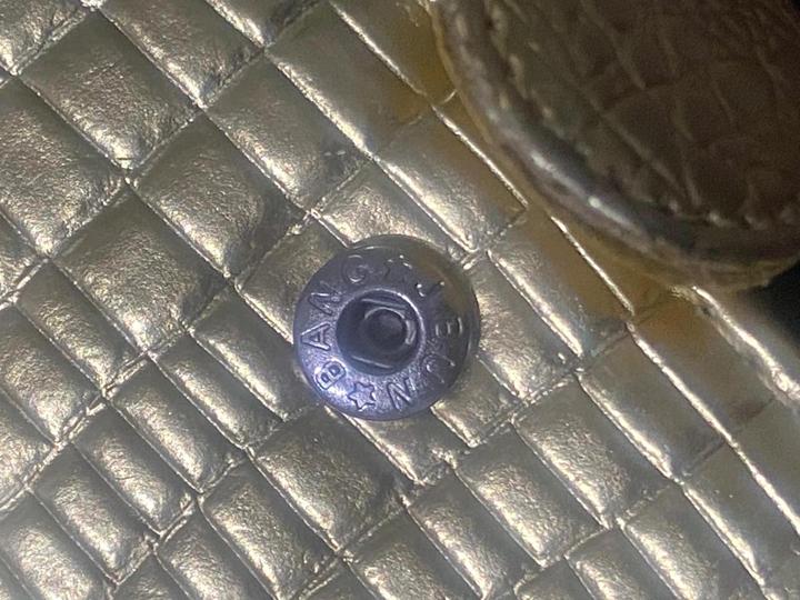 Золотистый картхолдер Versace