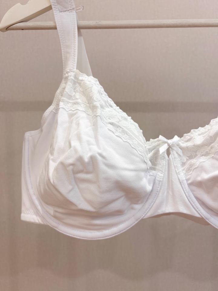 Бюстгальтер