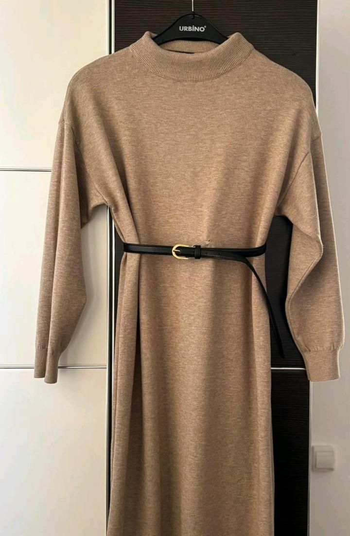 Новое трикотажное платье