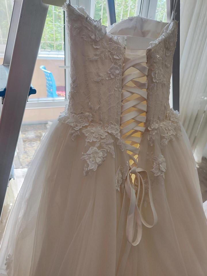 Свадебное платье ручной работы от MANOLO GARCIA