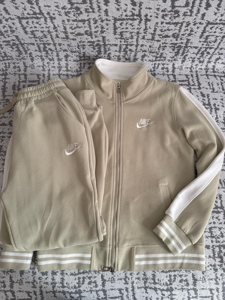 Спортивка женская