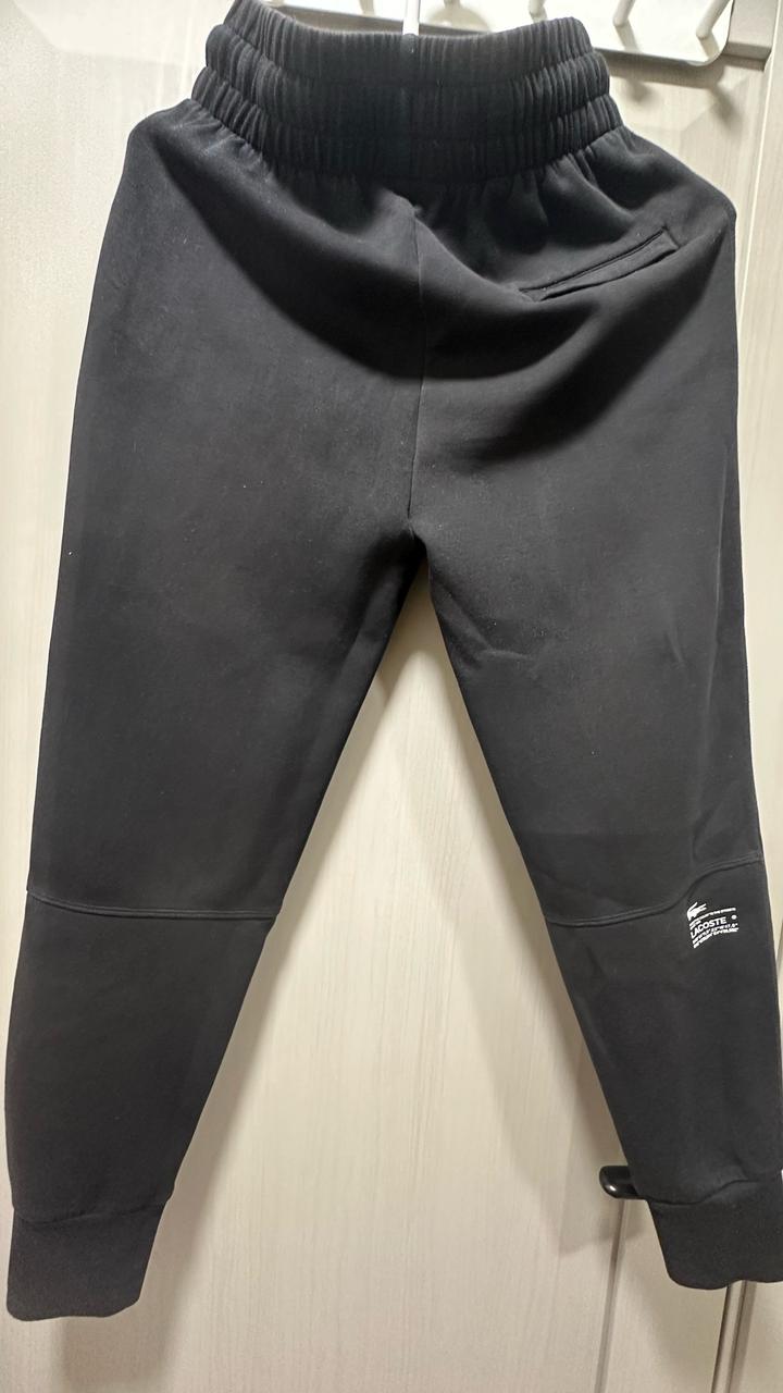 Спортивные штаны Lacoste