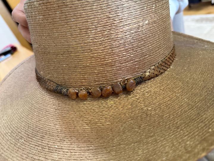 Шляпа соломенная