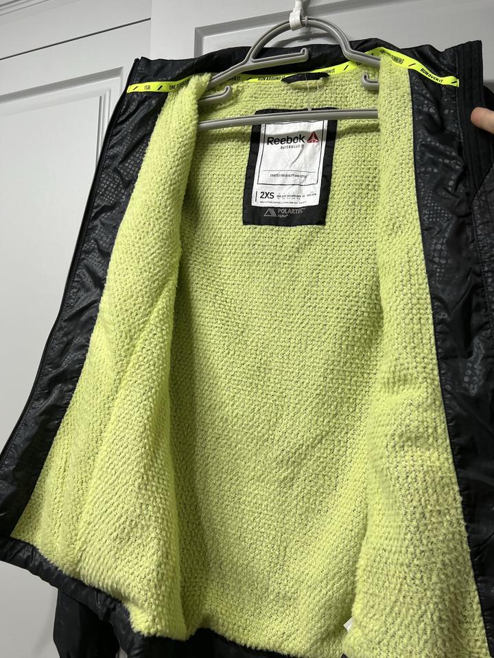 Куртка ветровка Reebok