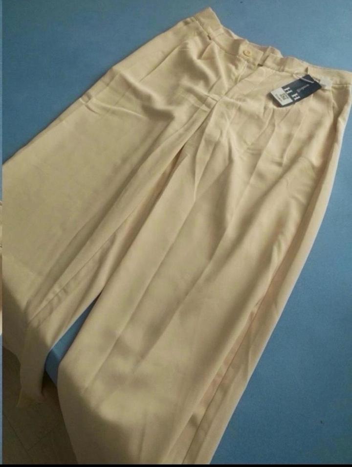 Бежевые брюки