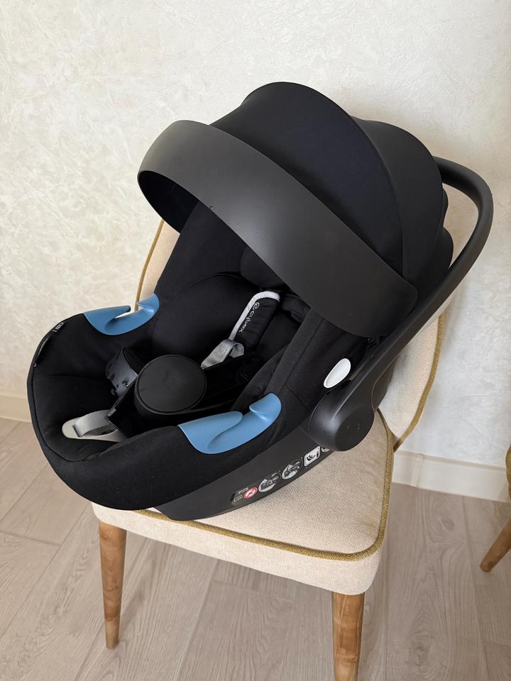 Автокресло Cybex