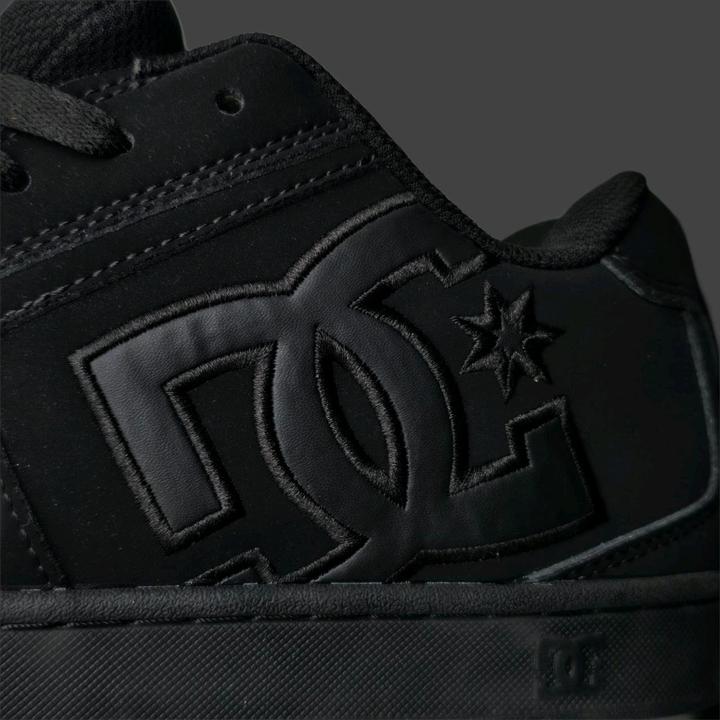 DC shoes net black