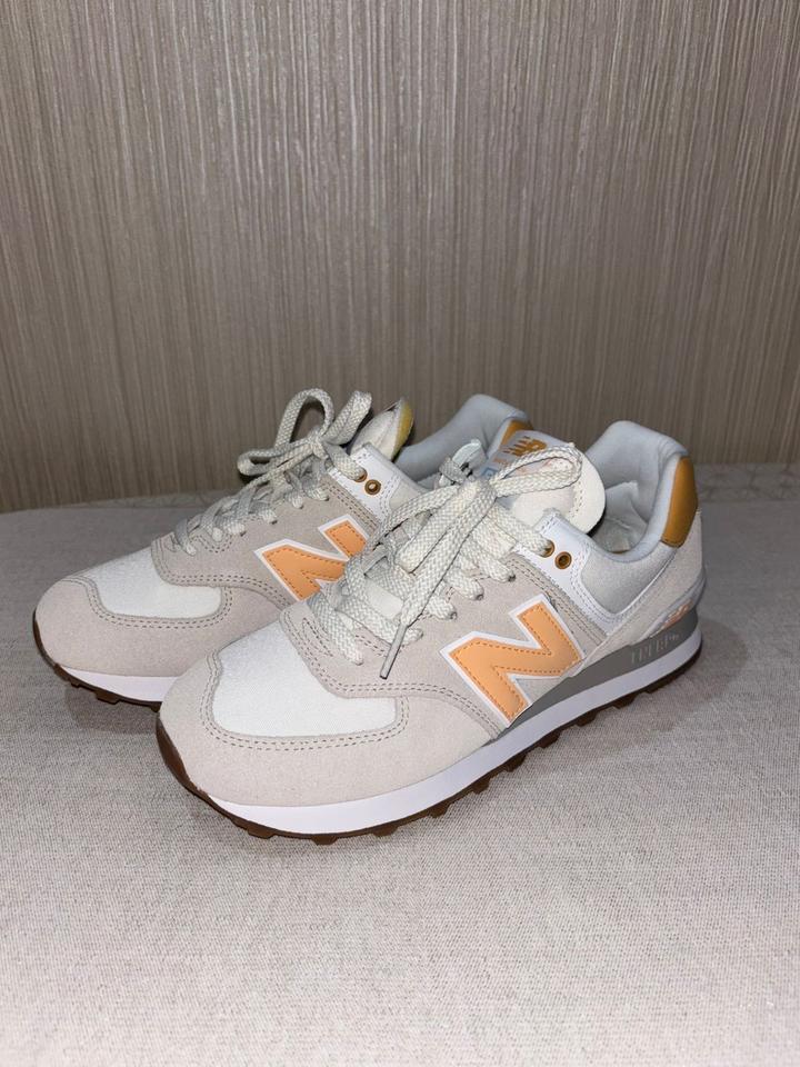 New balance 574 - новые, оригинал с офиц сайта, размер 38,5