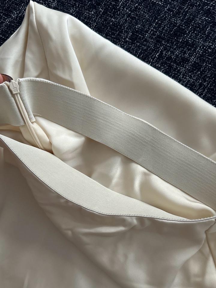 Атласная юбка