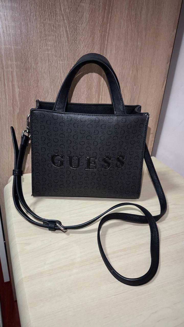 Сумка Guess