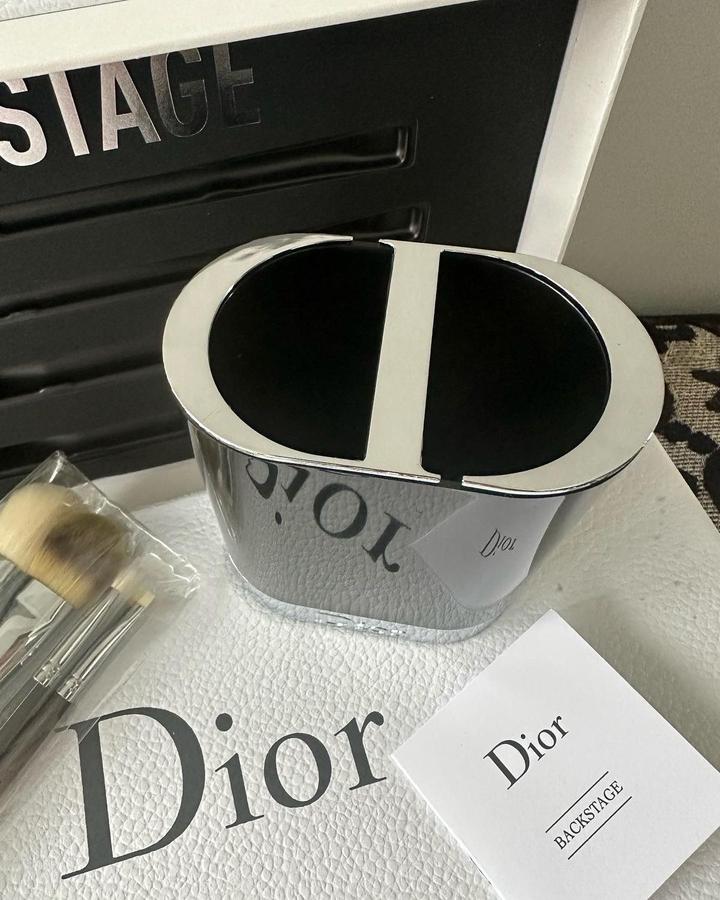 Зеркальце Dior
