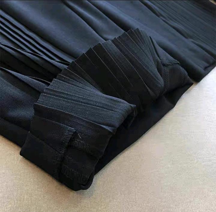 Брюки кюлоты с плиссировкой передней части, р 42-44