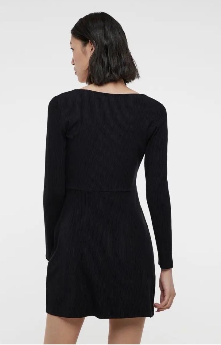 Черное платье befree