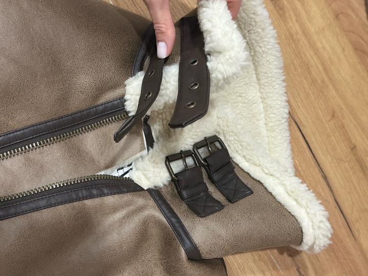 Жилетка-дубленка Zara