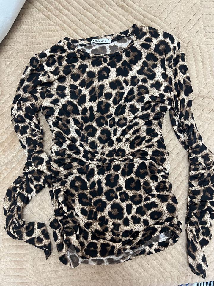 Леопардовый лонгслив